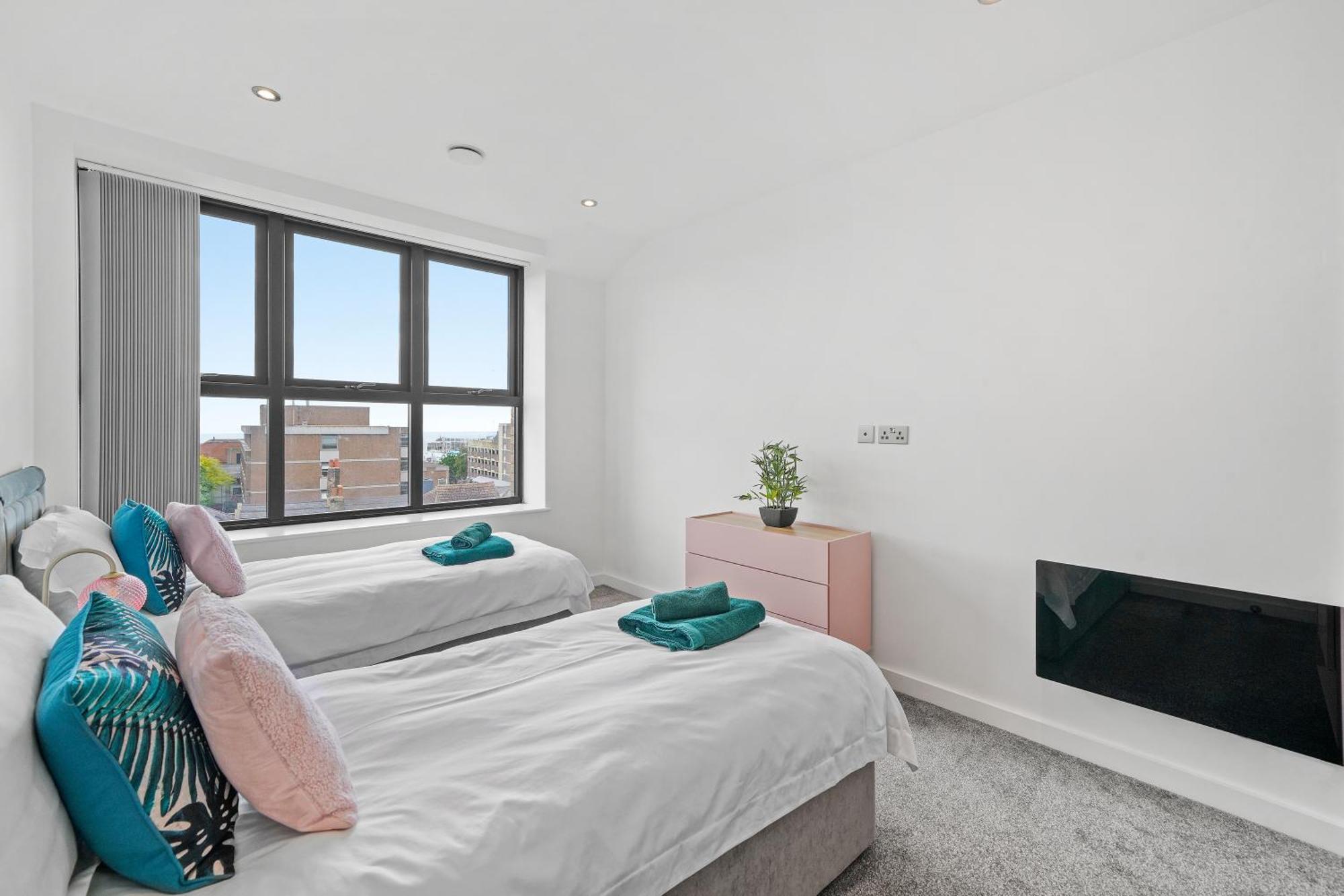 Retreat: Seaside Bliss In Ramsgate Apartment Ngoại thất bức ảnh
